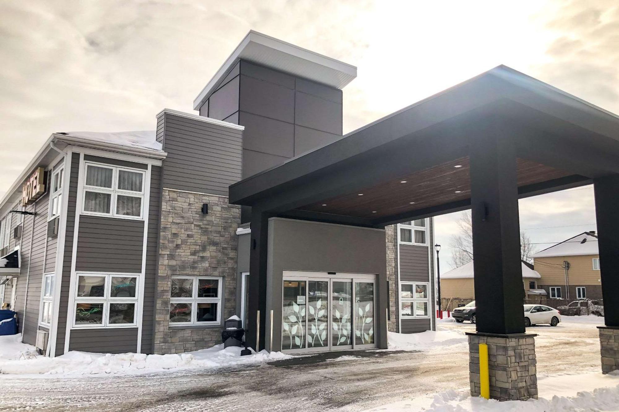 Sleep Inn & Suites Quebec City East Boischatel Экстерьер фото